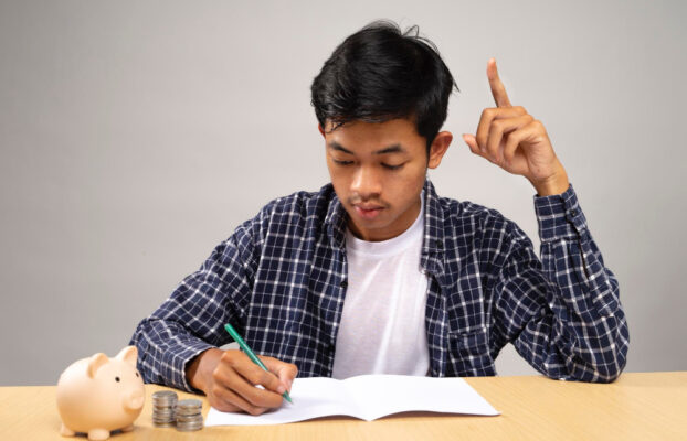 Tips Mengelola Keuangan bagi Pelajar agar Lebih Hemat dan Terencana